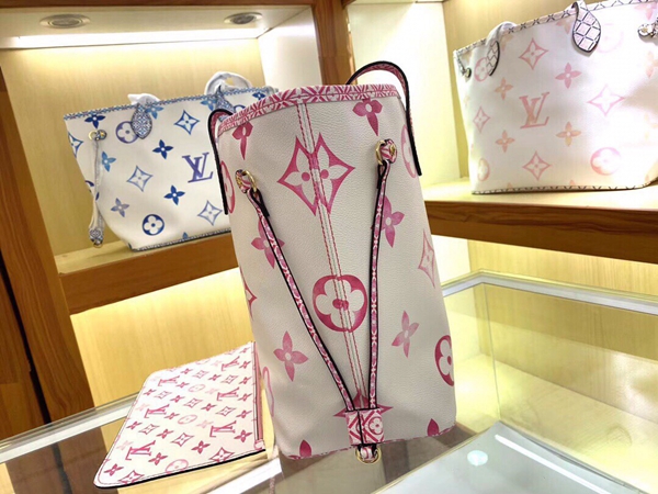 ルイヴィトンバッグ側面デザイン